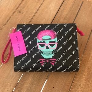 Betsey Johnson large wristlet clutch
